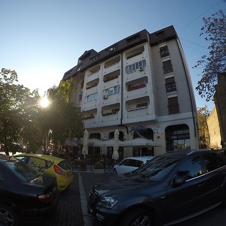 Violet Star Apartment نوفي ساد المظهر الخارجي الصورة