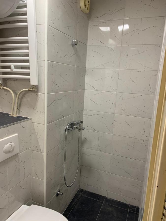 Violet Star Apartment نوفي ساد المظهر الخارجي الصورة