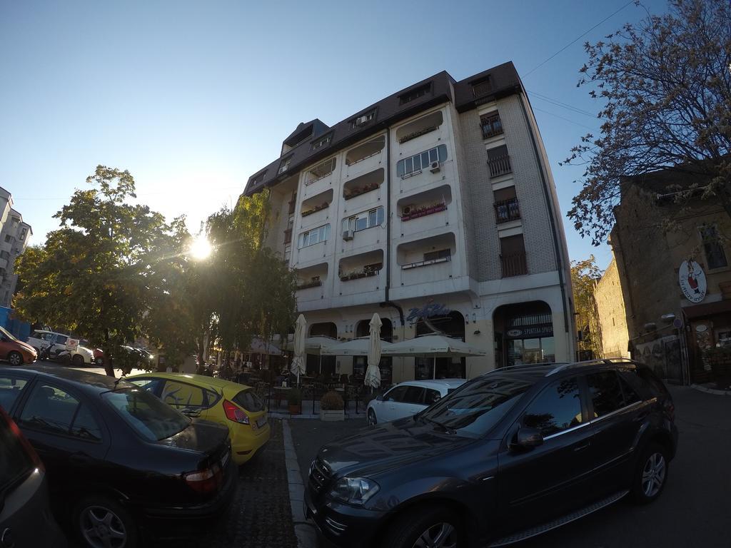 Violet Star Apartment نوفي ساد المظهر الخارجي الصورة