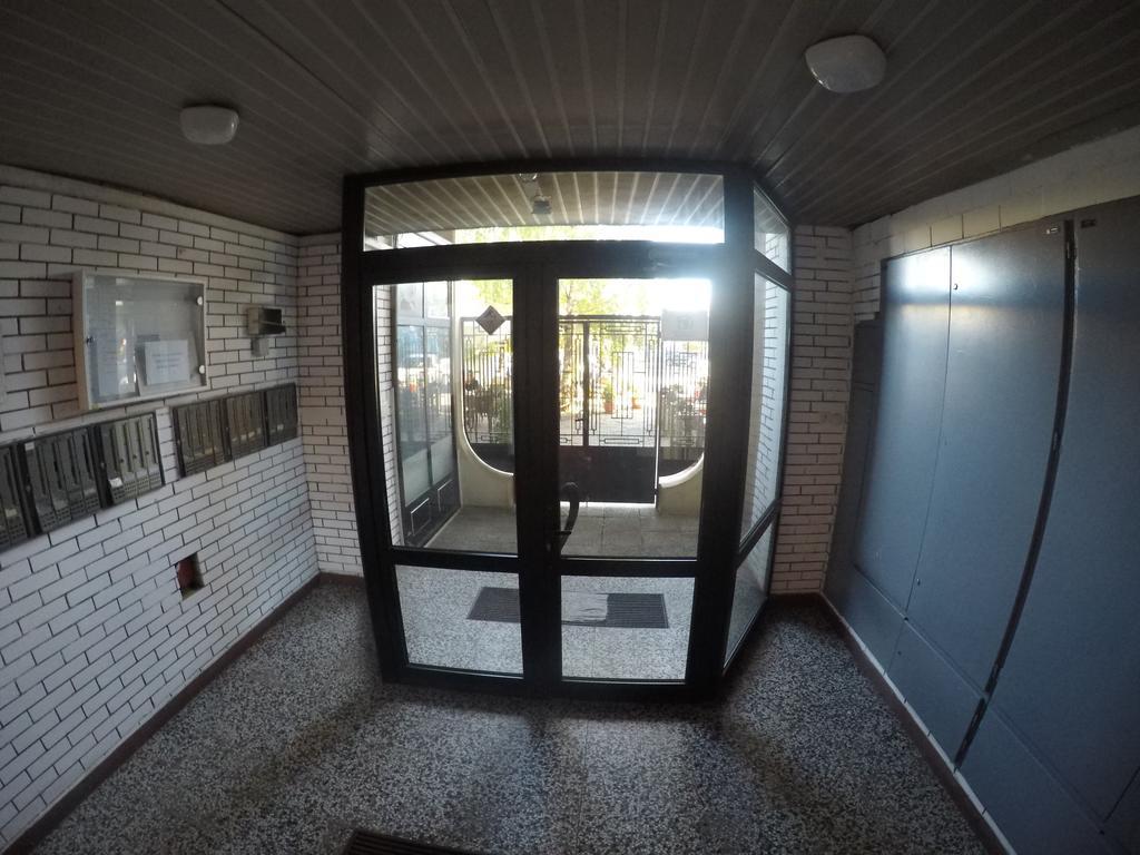 Violet Star Apartment نوفي ساد المظهر الخارجي الصورة